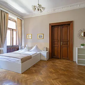  Apartment For Celebrations Spacious 3bdr With Balcony
