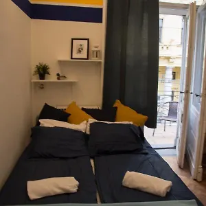  Hostel The Clock